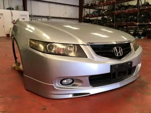 JDM Honda Accord Euro R CL7 / Acura TSX CL9 04-05 Front Conversion Clip Also Fits TSX 06-08 Includes: Front Bumper Front Euro R Lip Grill Headlights Fog Lights Radiator Support Radiator Radiator fans Left & Right Fenders Hood Will ship if need be. - Image 4
