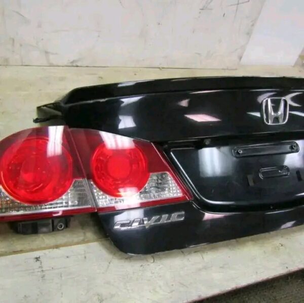 2006-2011 JDM Honda Civic OEM trunk with tail lights - Image 2