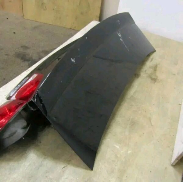 2006-2011 JDM Honda Civic OEM trunk with tail lights - Image 4