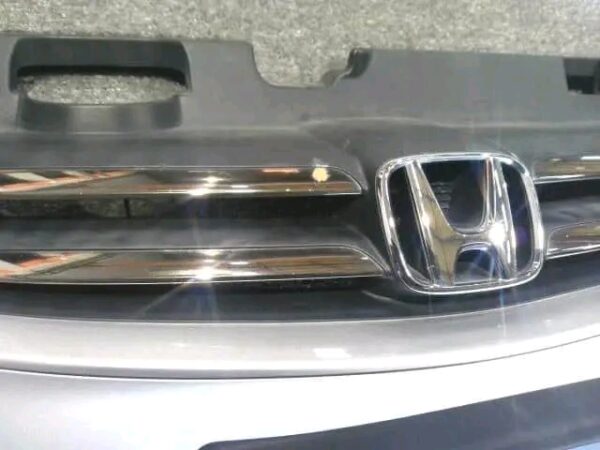 Front bumper for honda civic 2004 - Image 2