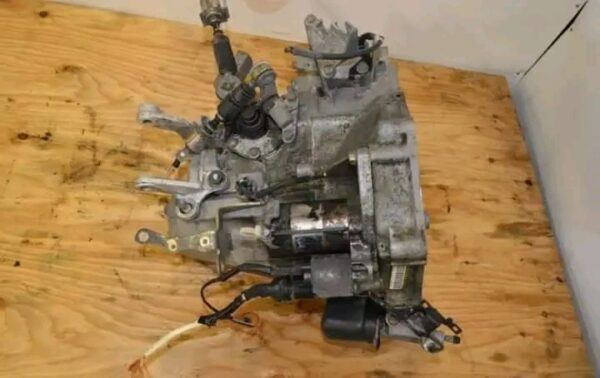 JDM 2001 - 2005 HONDA CIVIC 1.8L. 5-SPEED MANUAL TRANSMISSION D17A. - Image 3