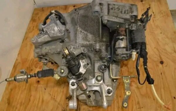 JDM 2001 - 2005 HONDA CIVIC 1.8L. 5-SPEED MANUAL TRANSMISSION D17A. - Image 6