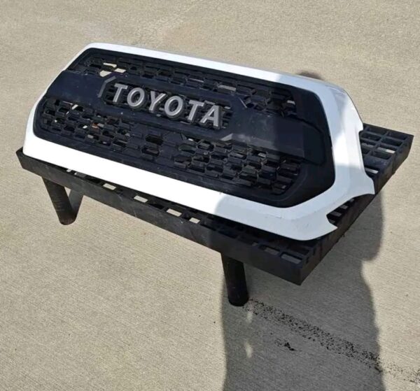16-23 Toyota TRD PRO Tacoma Grill assembly - Image 7