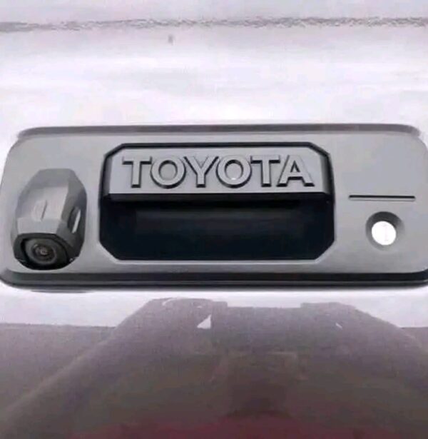 2016-2023 Toyota Tacoma tailgate Complete 3rd gen tailgate with camera, and harness.