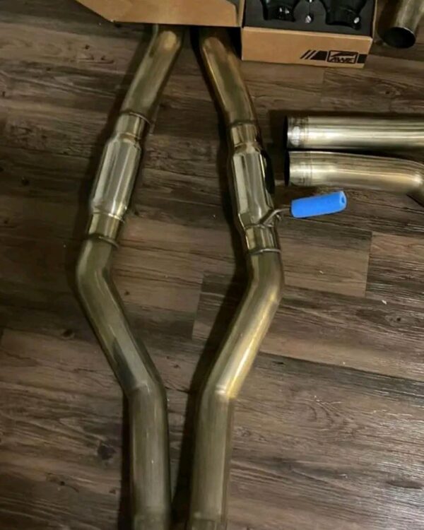 AWE Resonated Track Edition Exhaust for A90 Supra - 5" Diamond Black Tips - Image 4