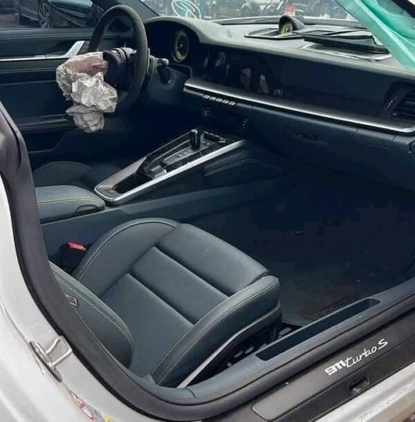 GARBAGE PORSCHE 911 - Image 9