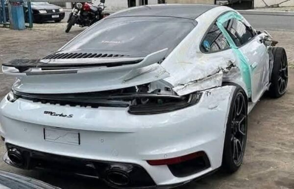 GARBAGE PORSCHE 911 - Image 7