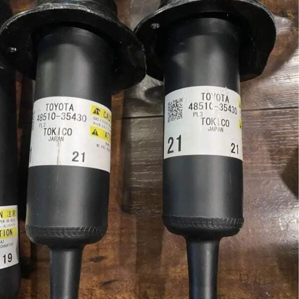 2018 Toyota 4Runner without X-REAS Factory Struts/Springs. - Image 4