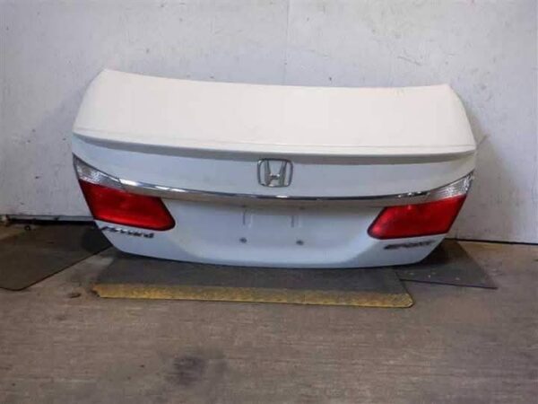 2015 Honda accord trunk lid with tail lights - Image 2