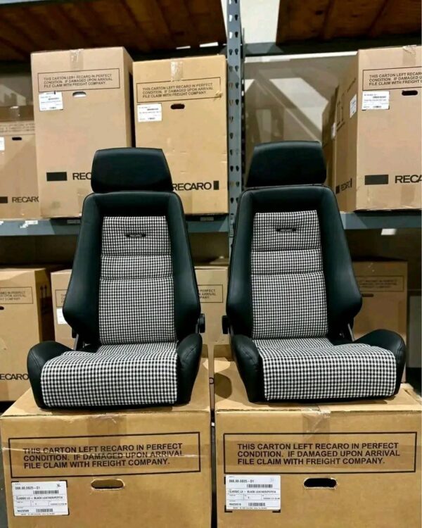 Set of Recaro Classic LX in black leather with houndstooth inserts!