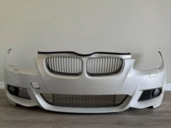 2010 2011 2012 2013 BMW 335IS 335i 328 Front bumper assembly OEM FOG light GRILL
